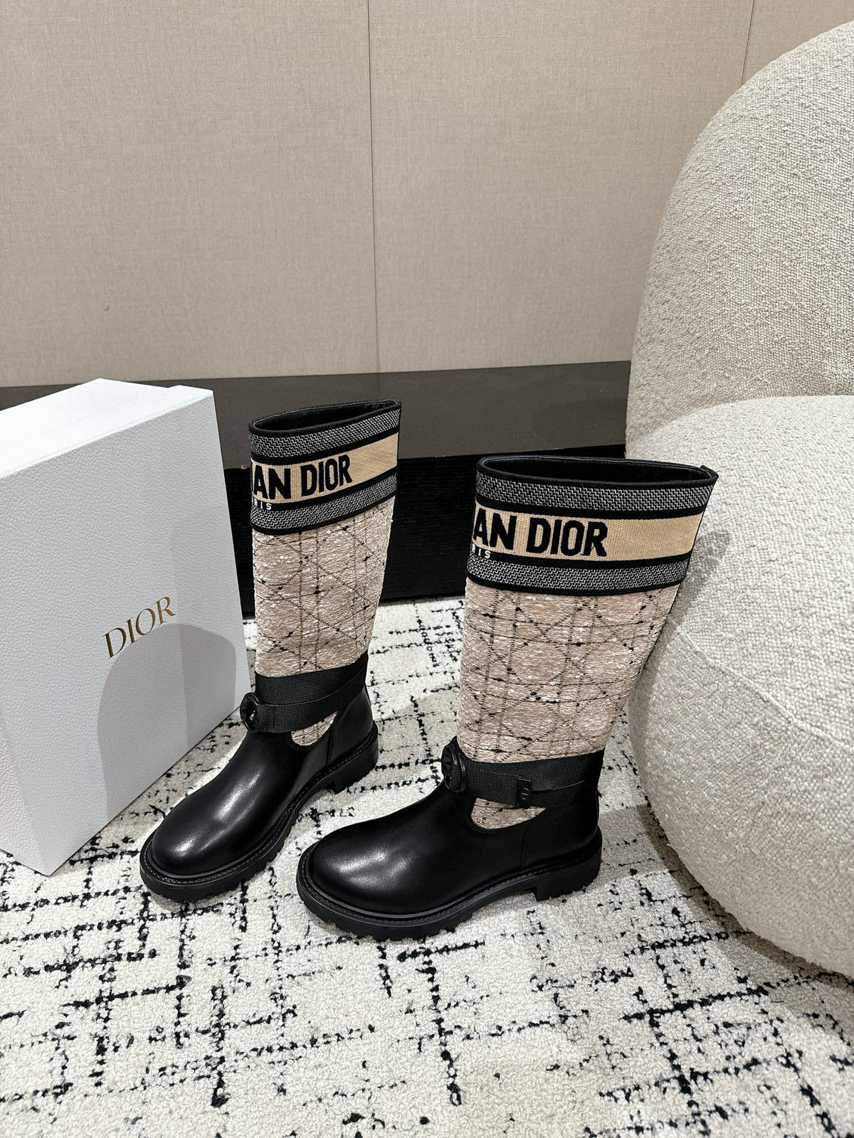 D-Major Boot