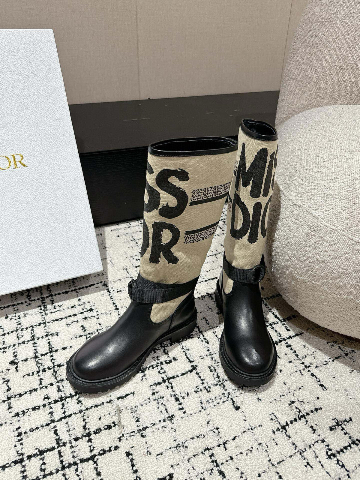 D-Major Boot