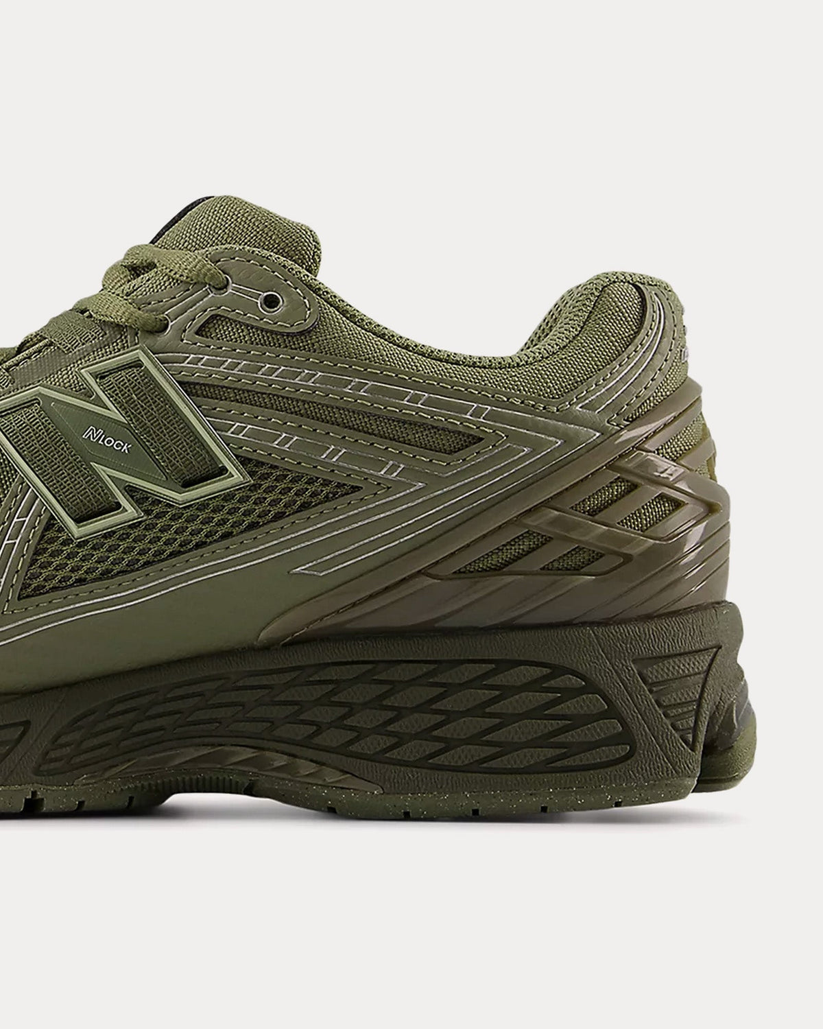 1906r Dark Olive / Silver Metallic Low Top Sneakers