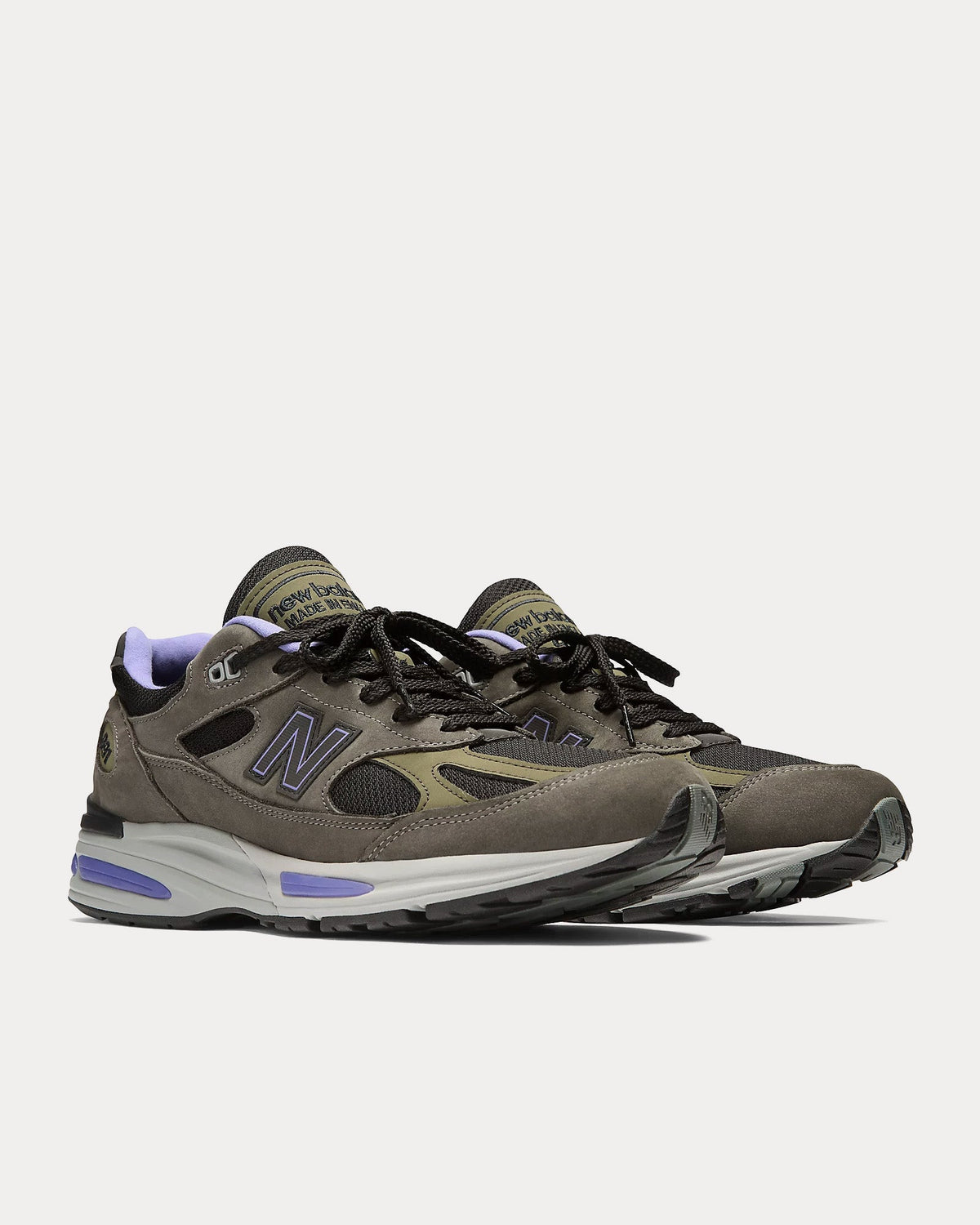 Made in UK 991v2 'Iconic Influences' Magnet / Black / Corsican Blue Low Top Sneakers