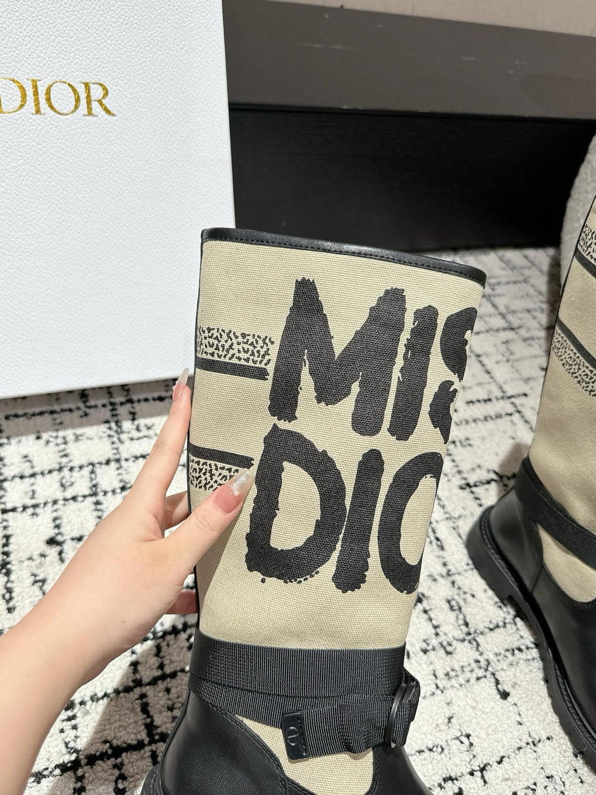 D-Major Boot