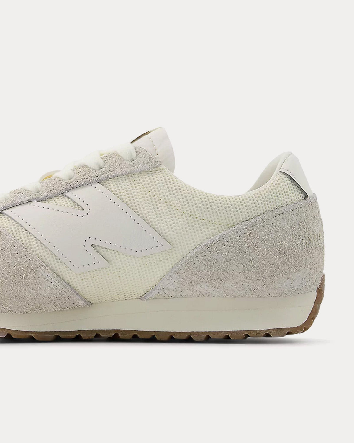 471 Angora / Sea Salt Low Top Sneakers