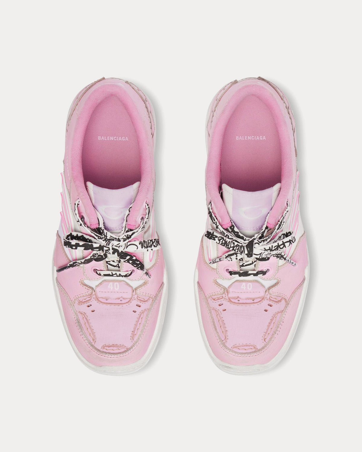 Hamptons Worn-Out Pink / White Low Top Sneakers
