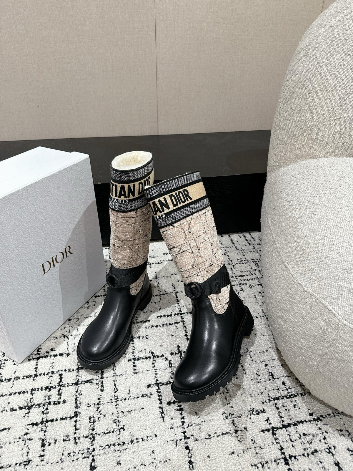 D-Major Boot