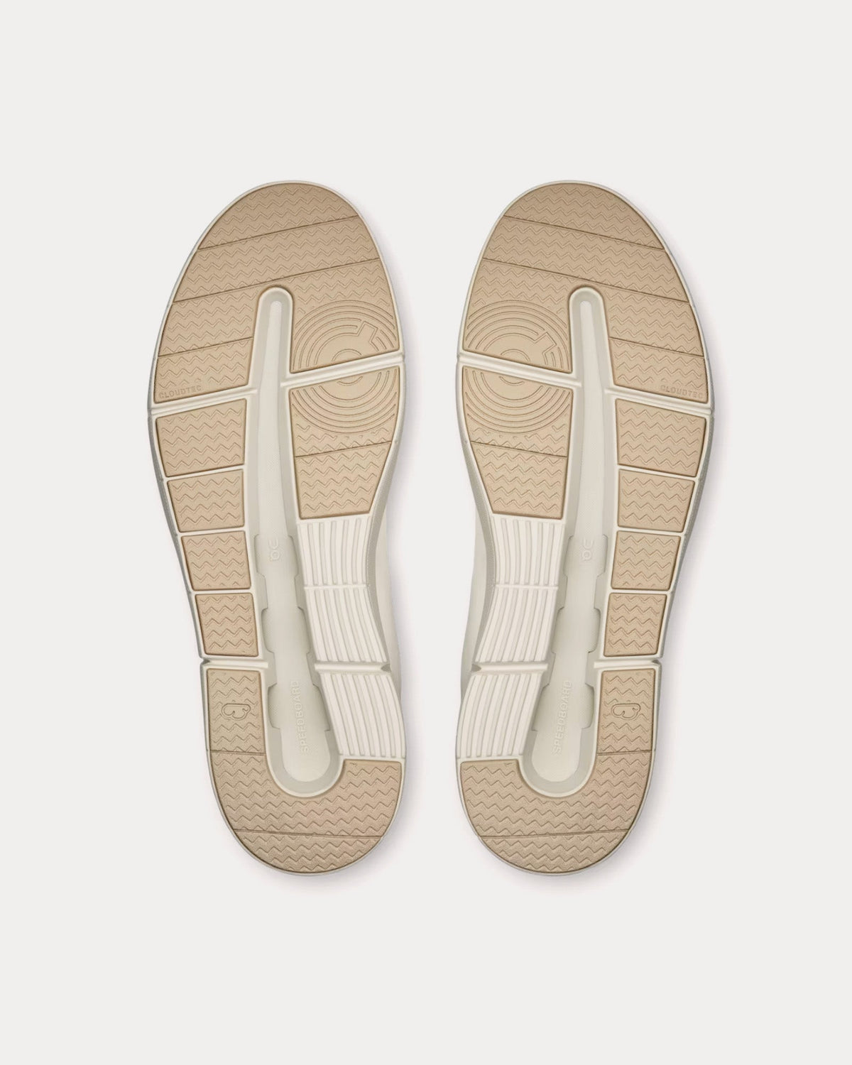 The Roger Advantage White / Sand Low Top Sneakers