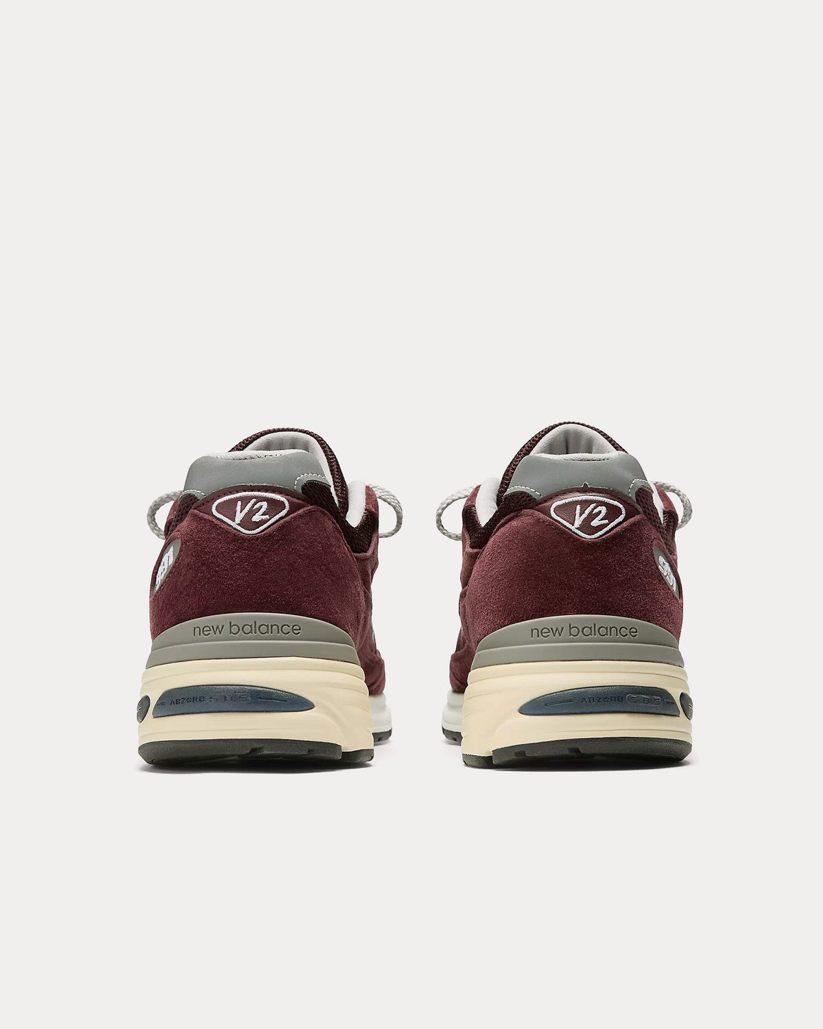 MADE in UK 991v2 Catawba Grape / Silver / Naval Academy Low Top Sneakers