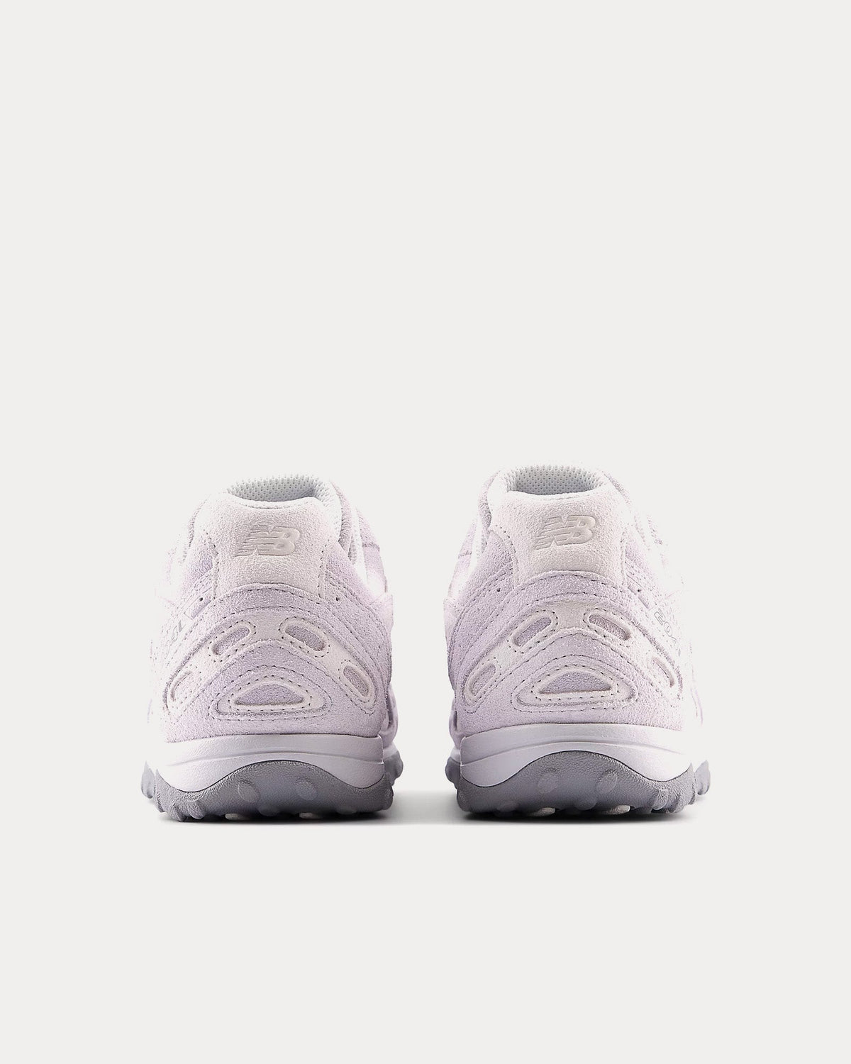 204L Pearl Grey Matter Low Top Sneakers