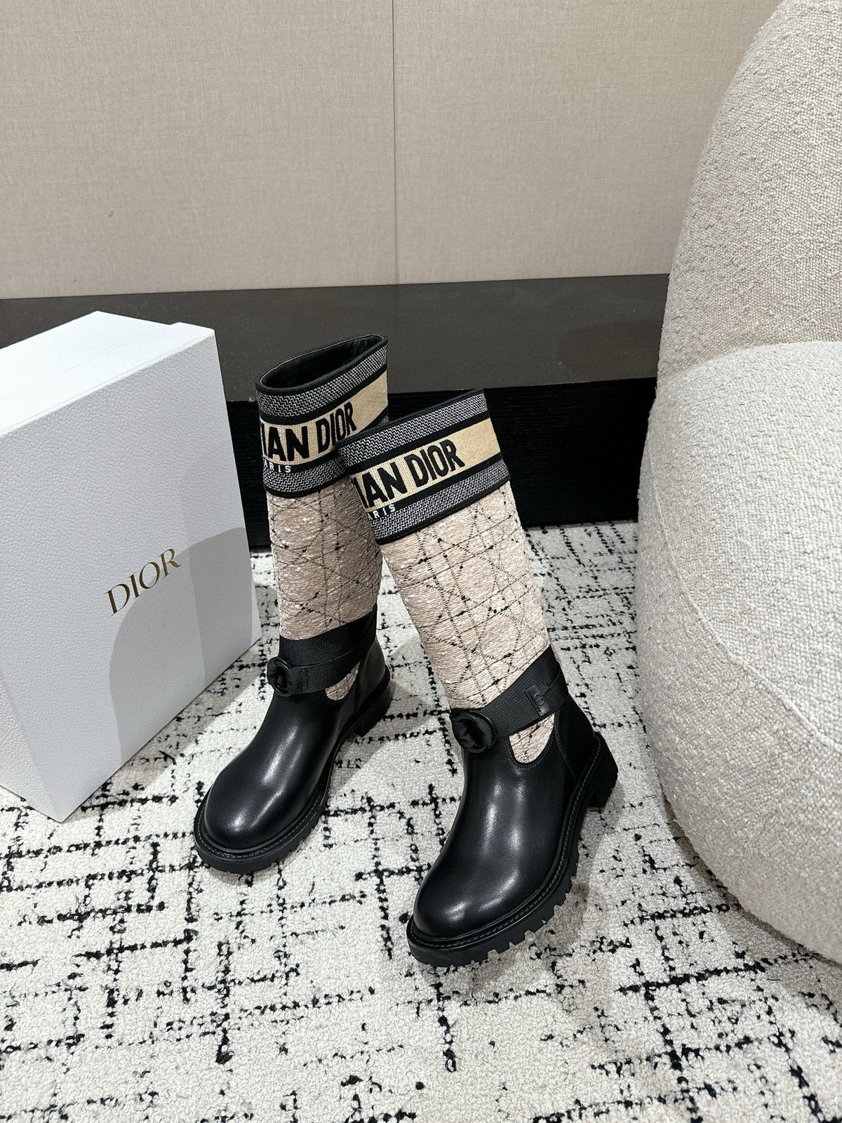 D-Major Boot