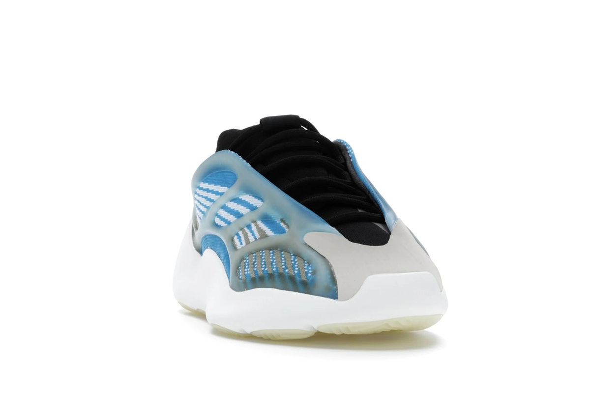 Yeezy Boost 700 V3 Arzareth