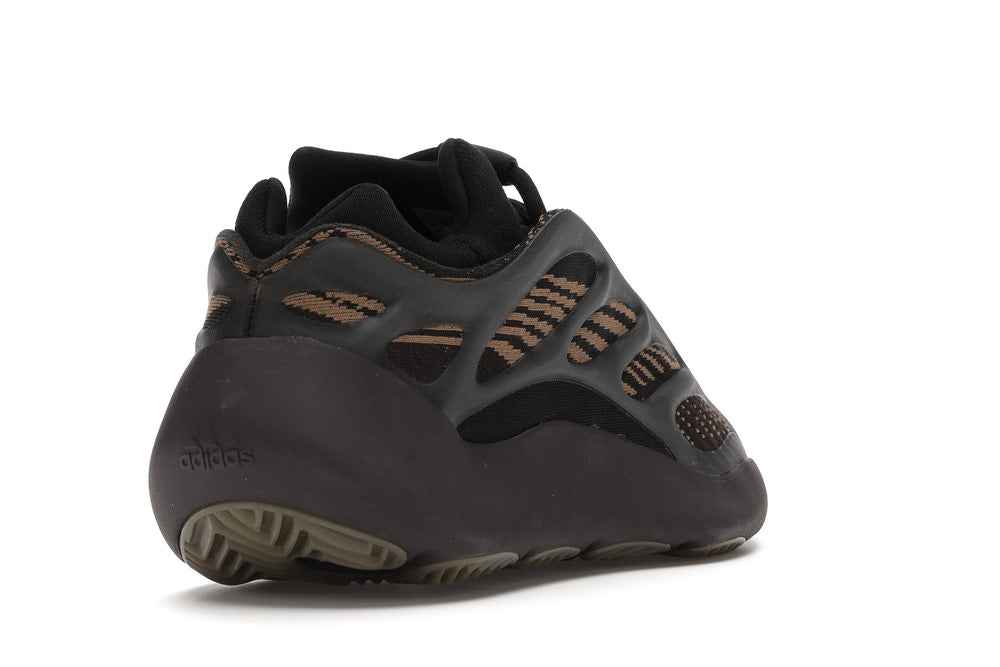 Yeezy Boost 700 V3 clay Brown